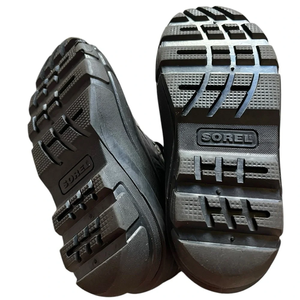 Sorel Flurry Snow Boots Black Gray Winter Lined YOUTH‎ 4 Black INSULATED warm✅